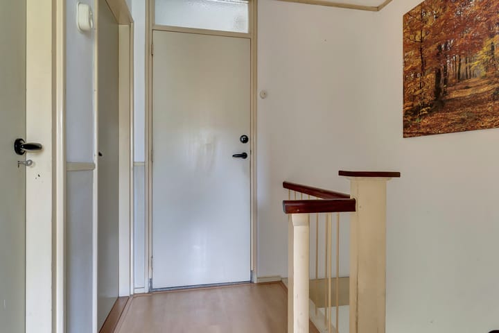 Photo 22 of Van Hogendorpstraat 11