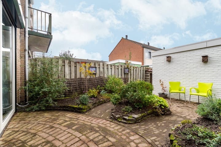 Foto 3 van Magnolialaan 86