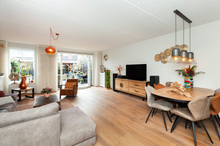 Photo 2 of Schoener 22