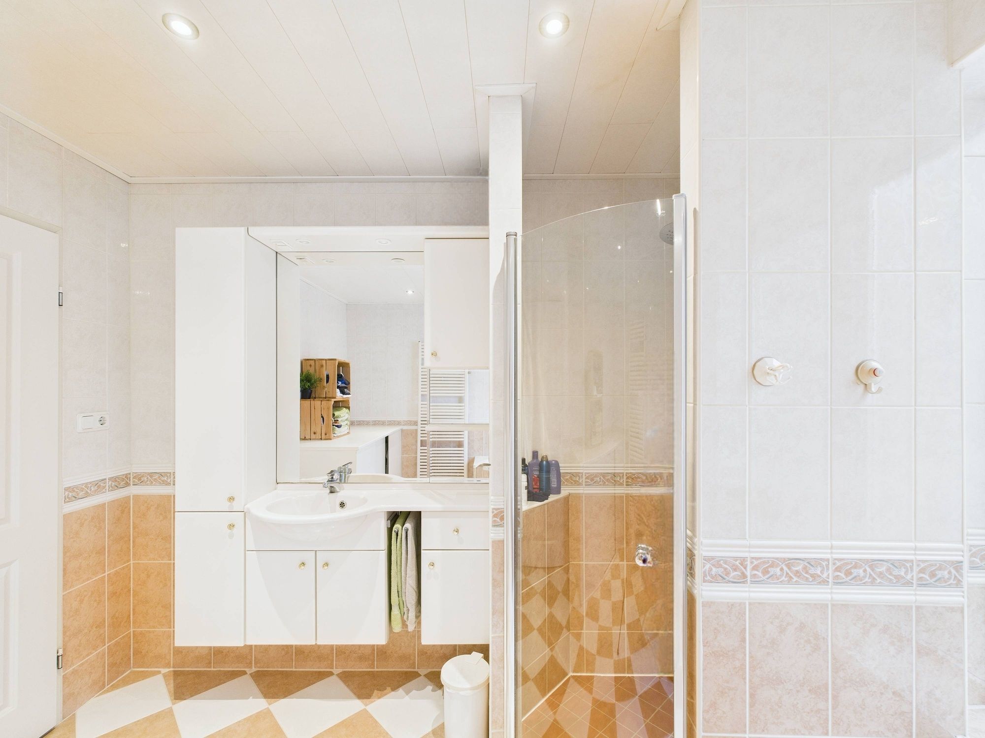 Photo 24 of Cloosterstraat 1