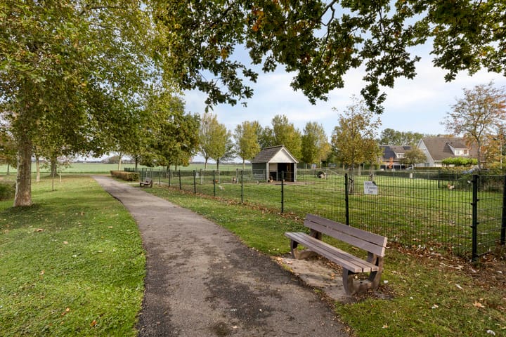 Photo 37 of Wethouder van Klinkenstraat 3