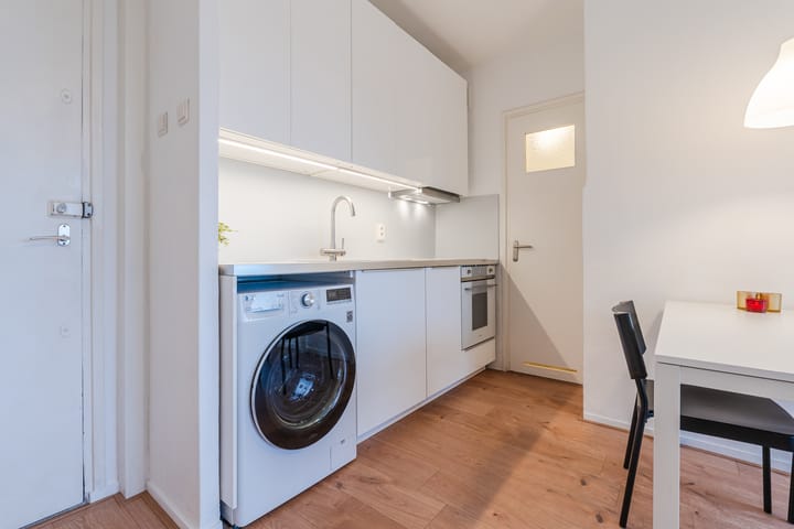 Photo 7 of Van Nijenrodeweg 844