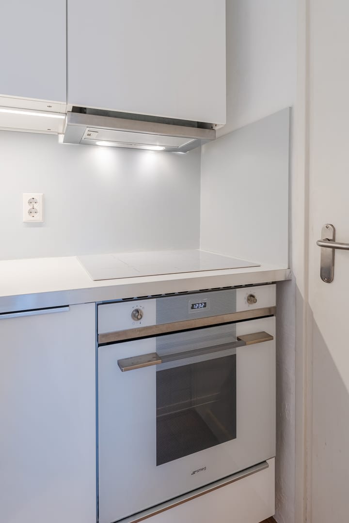 Photo 8 of Van Nijenrodeweg 844