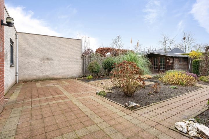 Foto 28 van Akkerhof 23