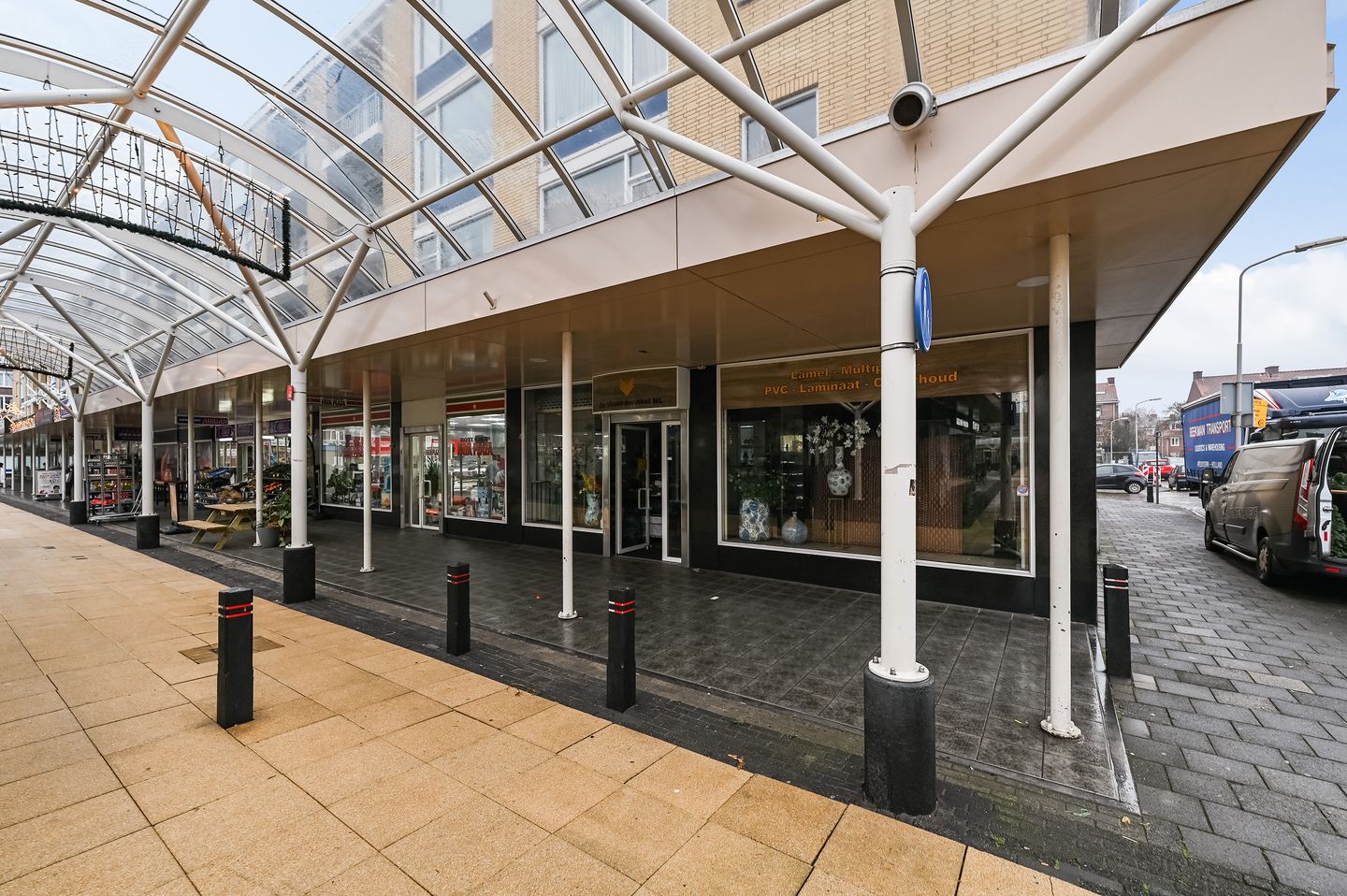 Bekijk foto 2 van Koningin Julianaplein 10