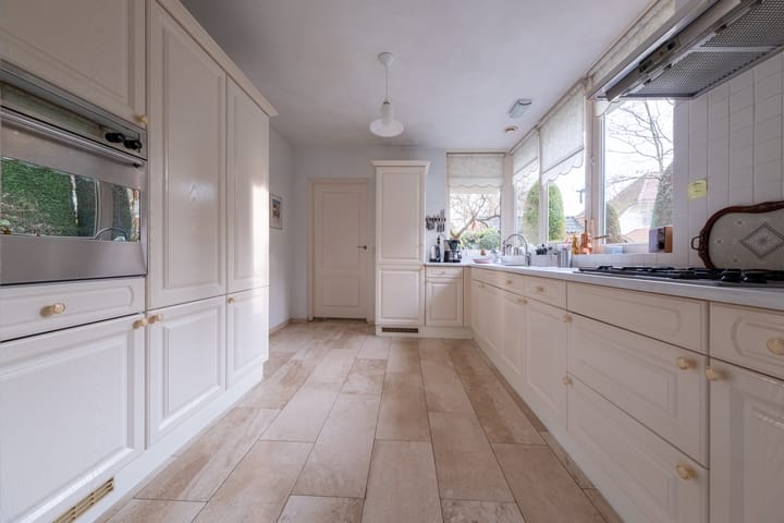 Foto 15 van Eerste Laan 4