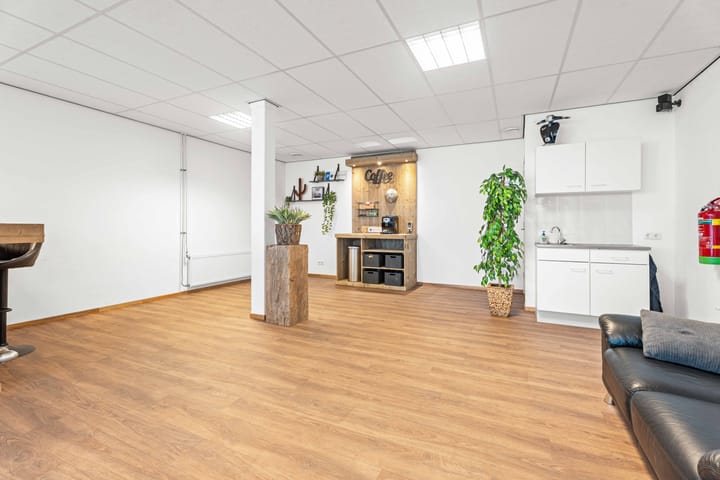 Foto 32 van Industrieweg 7