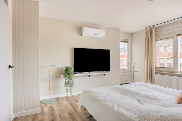 Foto 18 van Bornsestraat 14