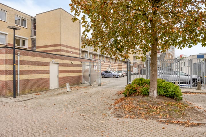 Foto 28 van Bornsestraat 14