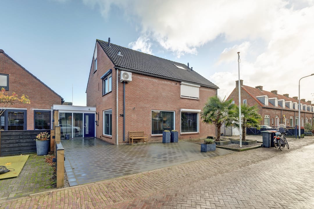 Photo 2 of Prins Hendrikstraat 70