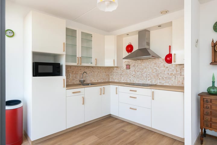 Photo 5 of Oranje Nassauplein 21-B