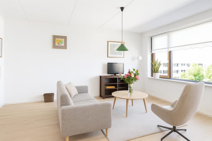 Photo 9 of Oranje Nassauplein 21-B