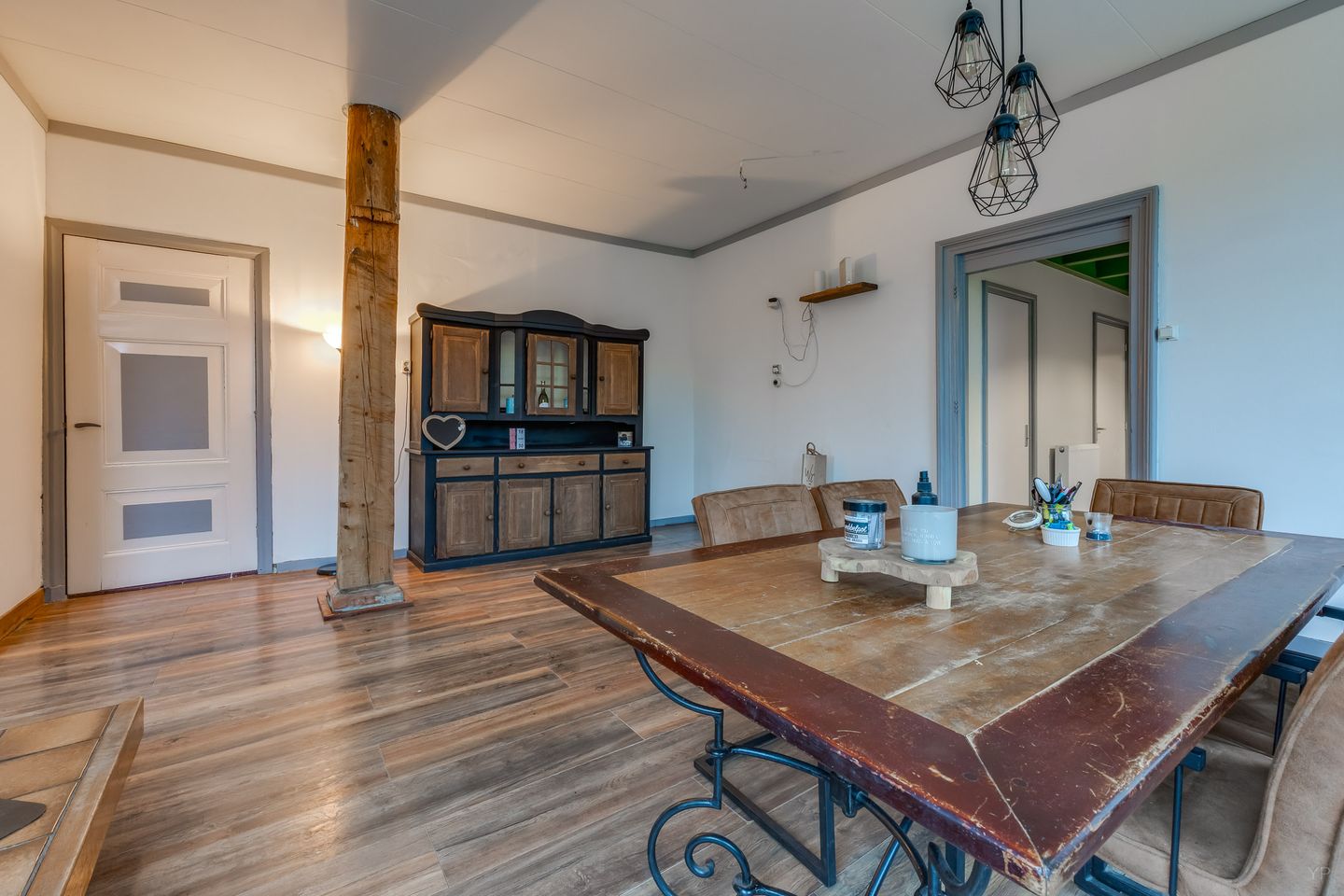 Foto 10 van Zuiderdiep 557