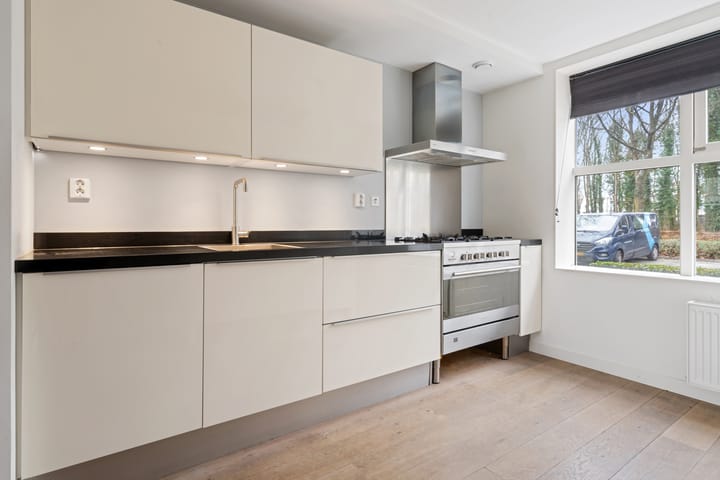 Foto 12 van Marathon 105