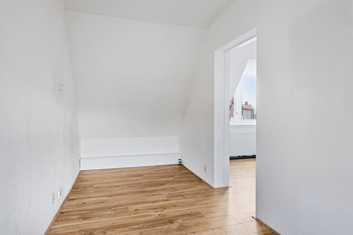 Foto 12 van Plein 1940 8-B