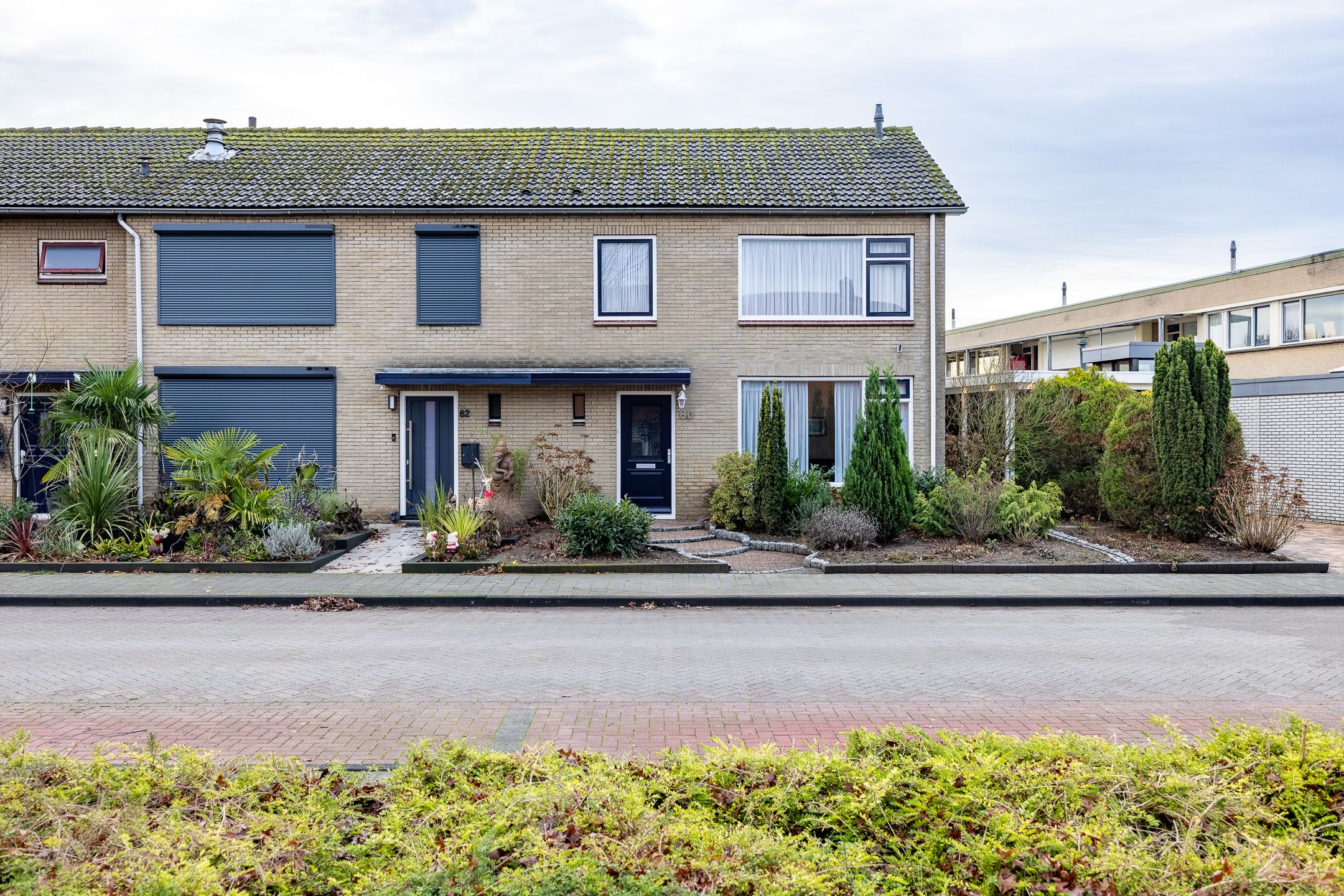 Foto 24 van van Limburg Stirumlaan 60