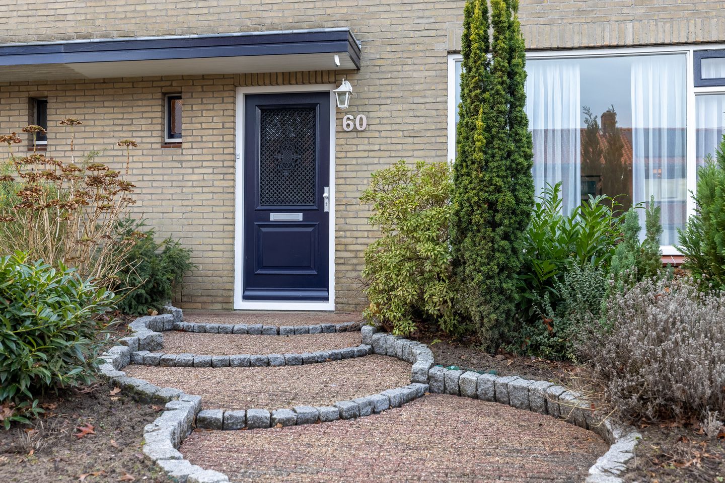 Foto 25 van van Limburg Stirumlaan 60