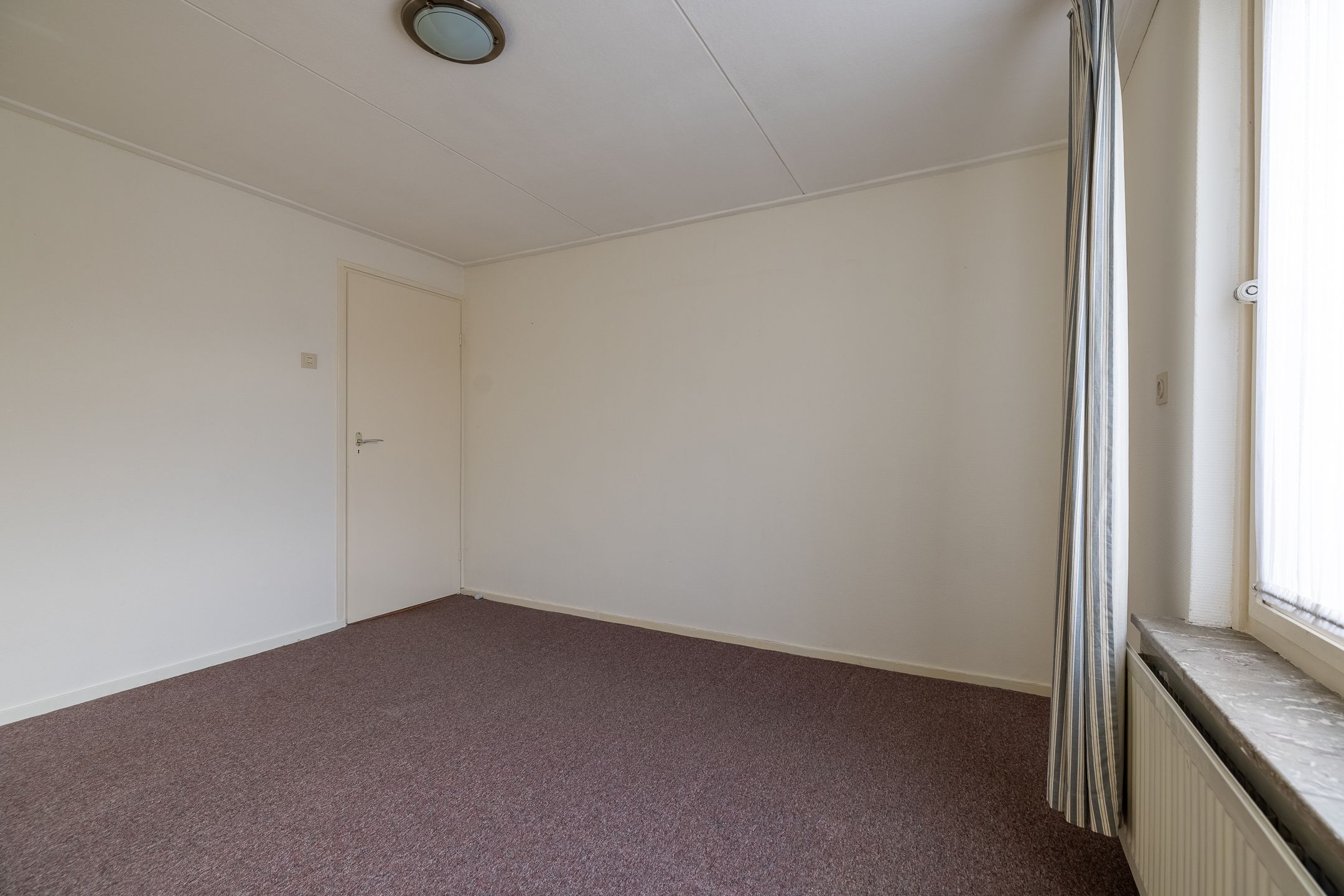 Foto 33 van van Limburg Stirumlaan 60