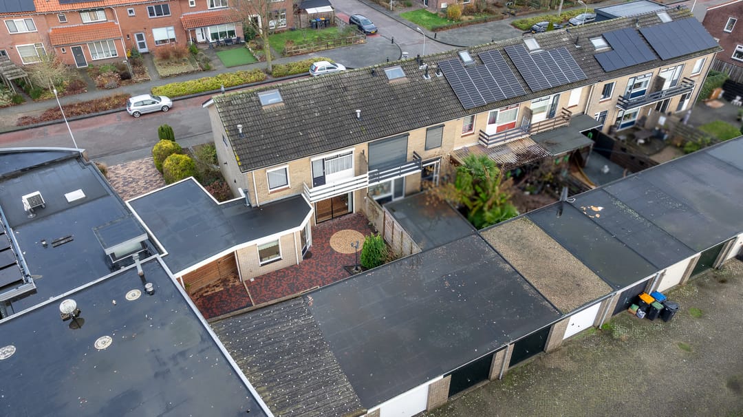 Foto 52 van van Limburg Stirumlaan 60