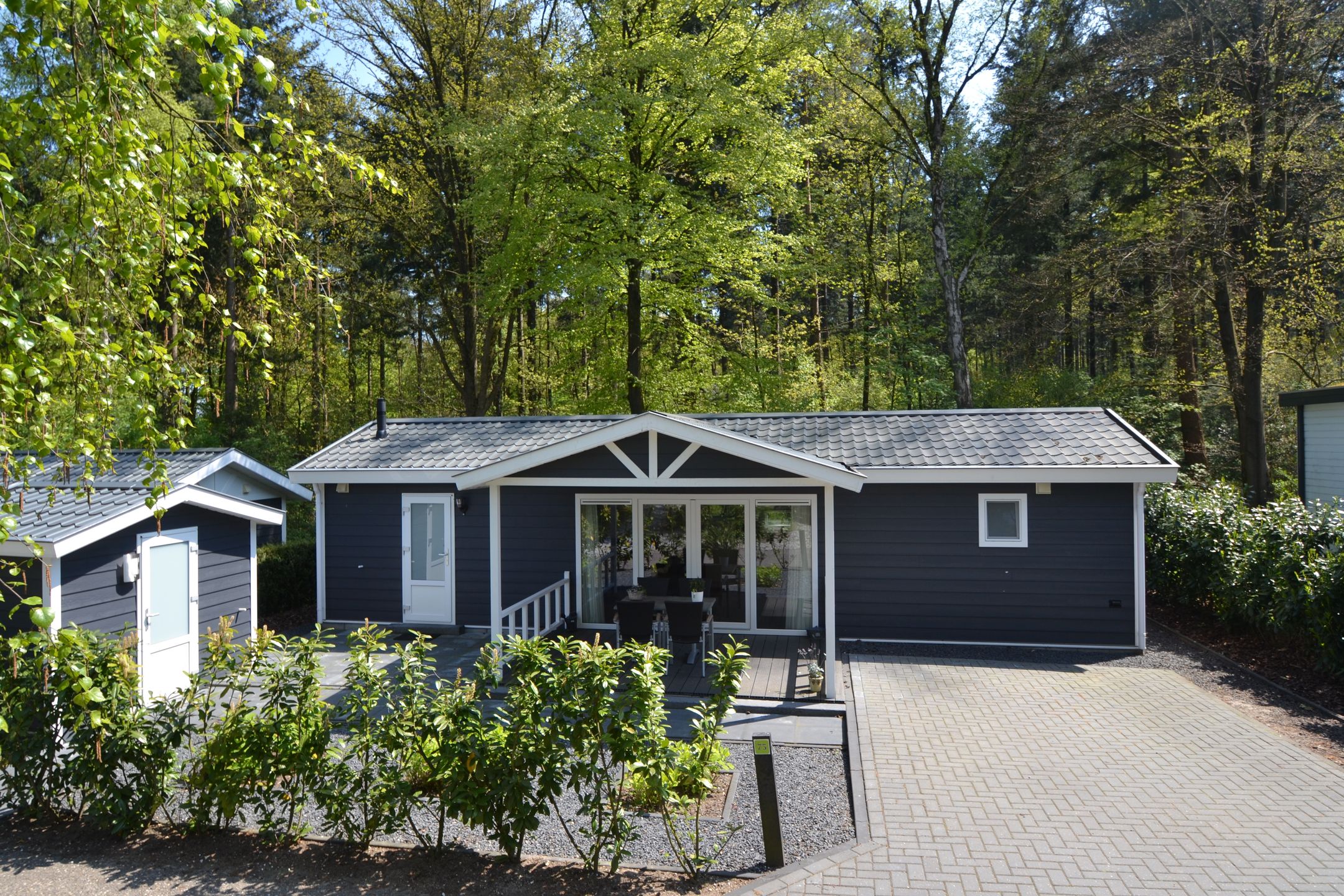 Photo 3 of Nieuwe Veenendaalseweg 229-231