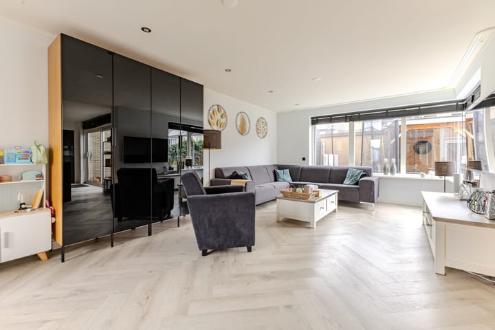 Photo 4 of George Gershwinstraat 97