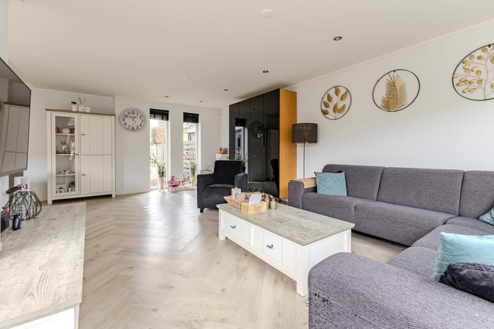 Photo 5 of George Gershwinstraat 97