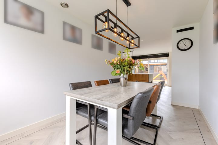 Photo 8 of George Gershwinstraat 97