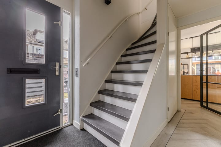 Photo 11 of George Gershwinstraat 97