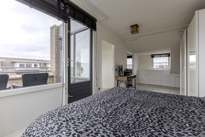 Photo 22 of George Gershwinstraat 97