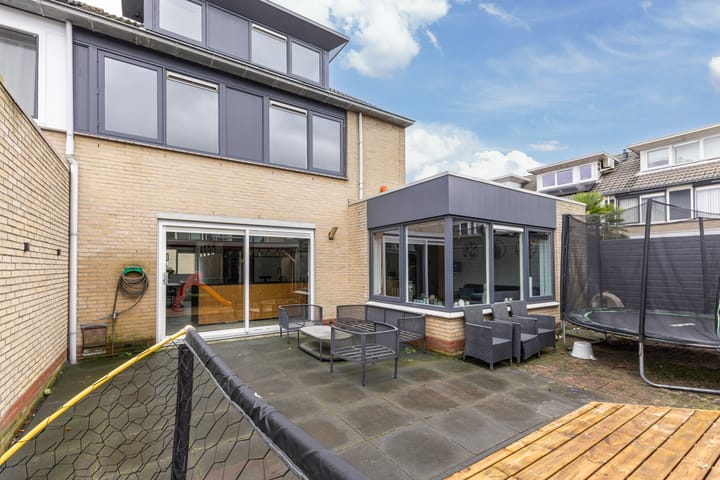 Photo 28 of George Gershwinstraat 97