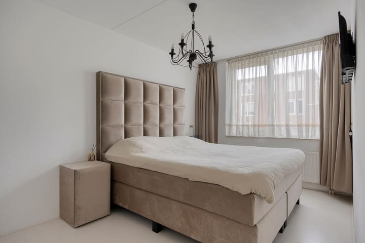 Foto 21 van Teijlerstraat 111