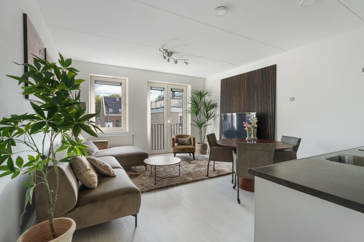 Foto 2 van Paulstraat 27-2