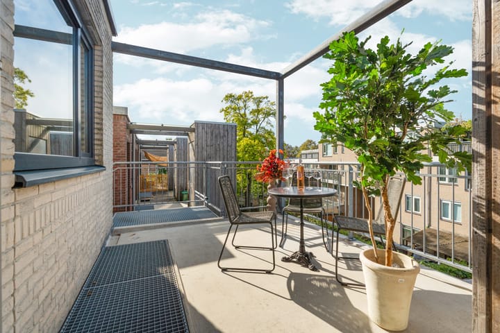 Foto 15 van Paulstraat 27-2