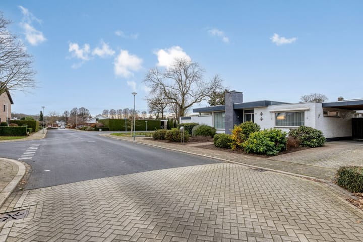 Foto 49 van Sportparklaan 17