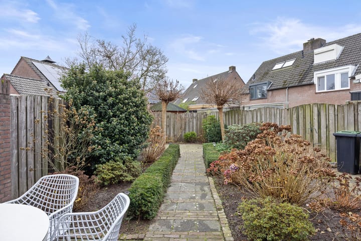 Photo 35 of Schutskooi 7