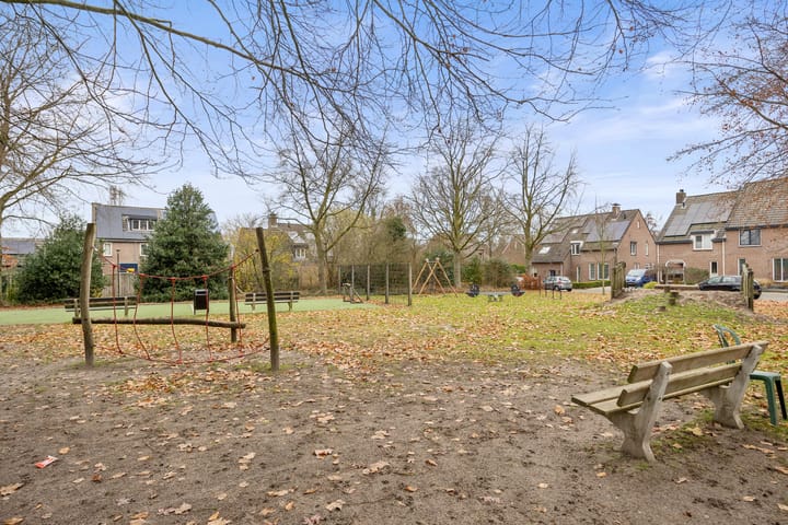 Photo 41 of Schutskooi 7