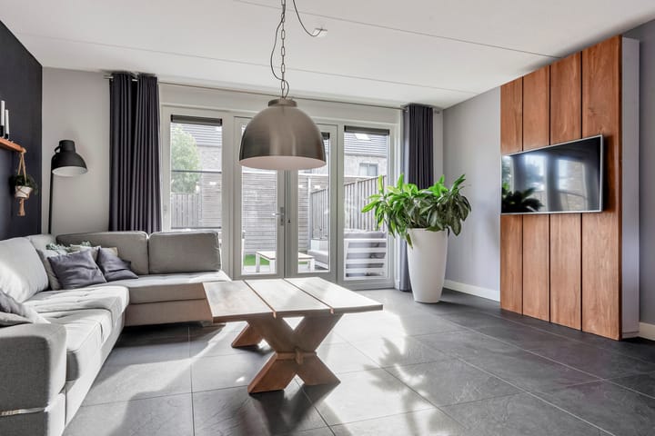 Foto 7 van Zeelststraat 8