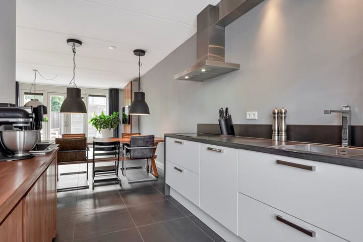 Foto 12 van Zeelststraat 8