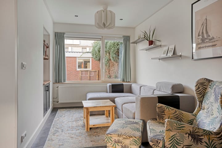 Foto 9 van Egelantierstraat 5