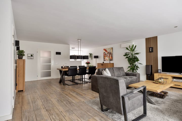 Photo 11 of Victor Slingelandstraat 3