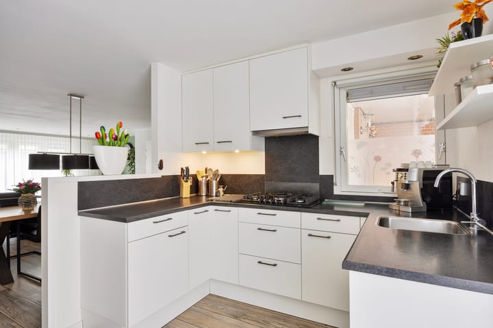 Photo 18 of Victor Slingelandstraat 3