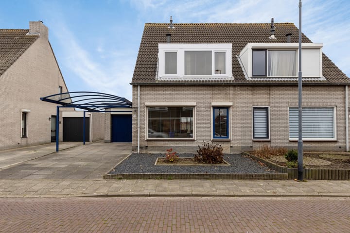 Photo 3 of Haringvlietstraat 17