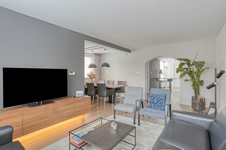 Foto 2 van Julianalaan 12