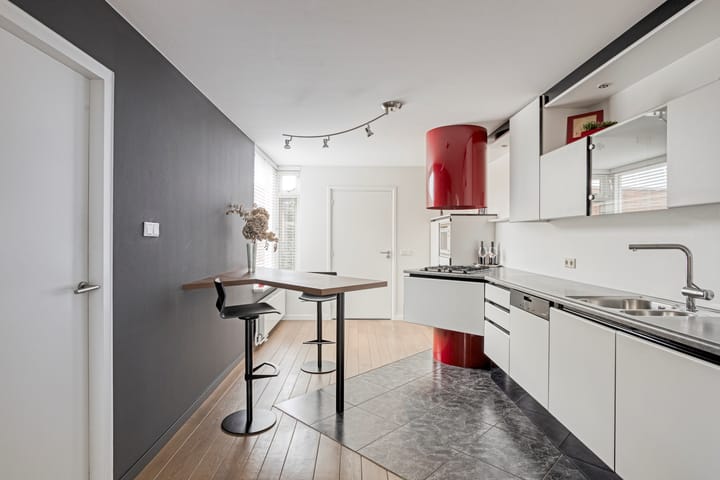 Foto 3 van Julianalaan 12