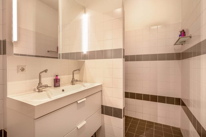 Photo 26 of Nijverheidstraat 22