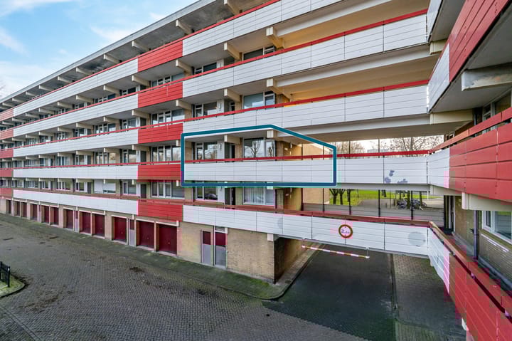 Photo 37 of Martin Luther Kinglaan 584