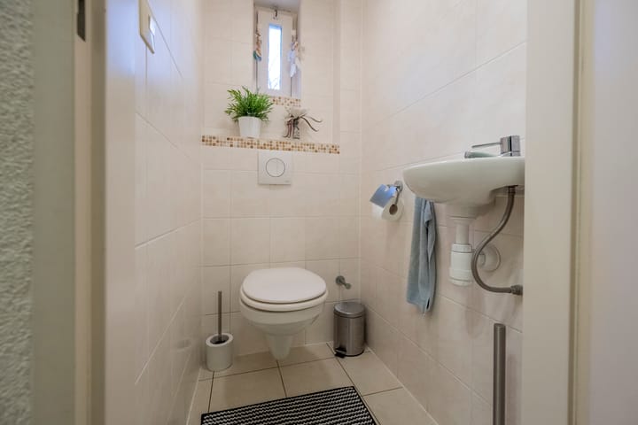 Photo 13 of Van Oldenbarneveltstraat 52