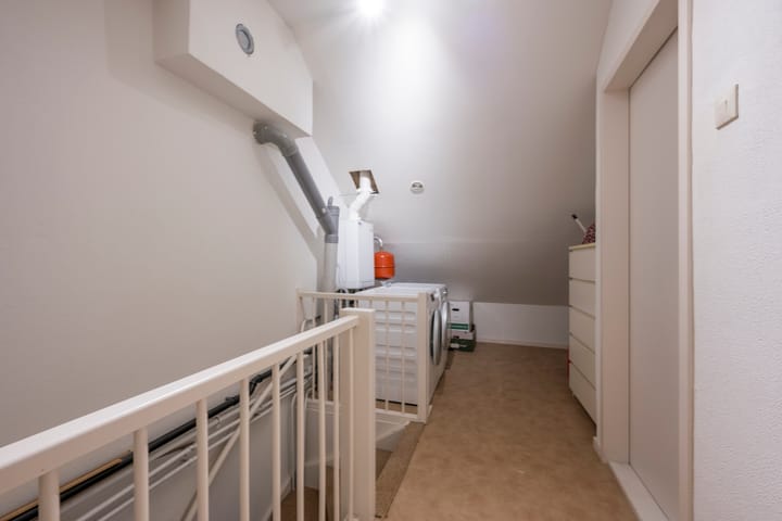 Photo 29 of Van Oldenbarneveltstraat 52