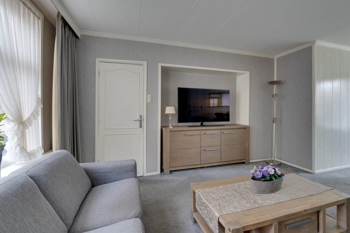 Foto 13 van Zuideinde 56