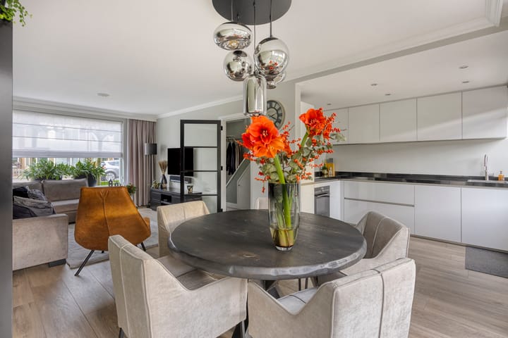 Photo 14 of Meeuwenlaan 24